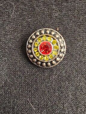 STYLE DOTS Original Silver-tone W Orange and Yellow Crystal Snap - Women Jewelry